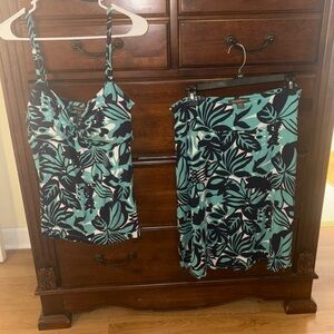Tommy Bahama Teal and Navy Tropical Print Set